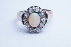 PRETTY ANTIQUE 15K GOLD OPAL & DIAMOND CLUSTER RING c1900