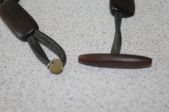 VTG BEAUTIFUL Gerda Lynggaard Monies Wood & Leather Necklace ORG TAG 21″ Long