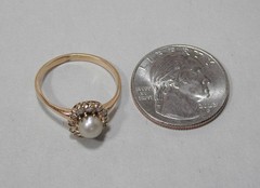 Vintage 10K Yellow Gold Pearl Diamond Halo Ring Statement Size 8.75 417 Solid