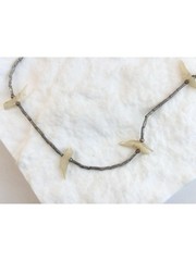 Mother of Pearl Accented Clip Fetish Sterling Silver 925 Vintage Necklace – 15″