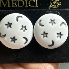 Vintage Medici Pierced Lucite Earrings Round Boho Stars Moon Magical White Sky