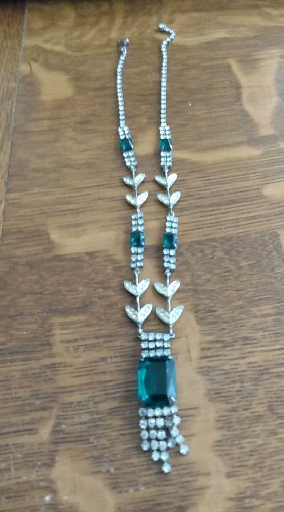Antique Art Deco Emerald Green & Clear Rhinestone Necklace 18 Inch
