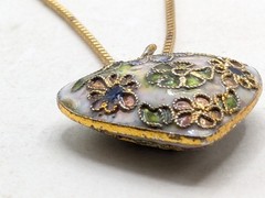 Vintage Cloisonne Floral Puffy Heart Pendant Gold Tone Necklace