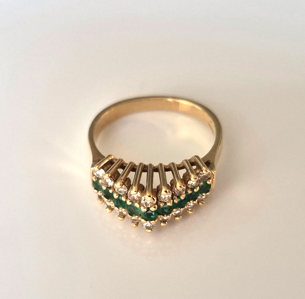 ESTATE FIND DIAMOND & EMERALD 14K YELLOW GOLD CLASSIC PYRAMID RING Sz. 6