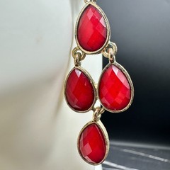 Gold-Tone Faceted Red Glass Stone Teardrop Dangle Drop Chandelier Earrings Retro