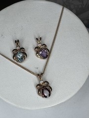Necklace With Teardrop Pendants Simulated Garnet Amethyst Aquamarine GoldTone