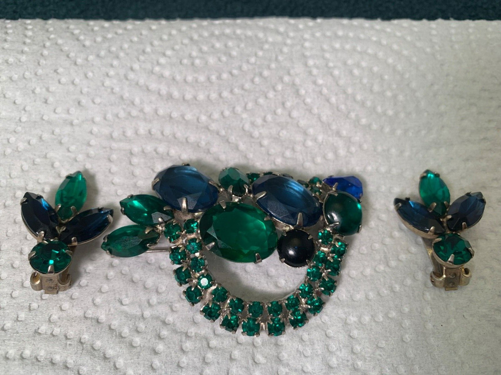 Vintage D&E Juliana SET Clip Earrings Large Brooch Tiered 3 Piece Prong-Set 1950