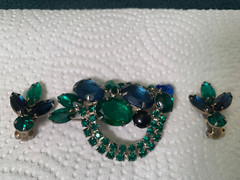 Vintage D&E Juliana SET Clip Earrings Large Brooch Tiered 3 Piece Prong-Set 1950
