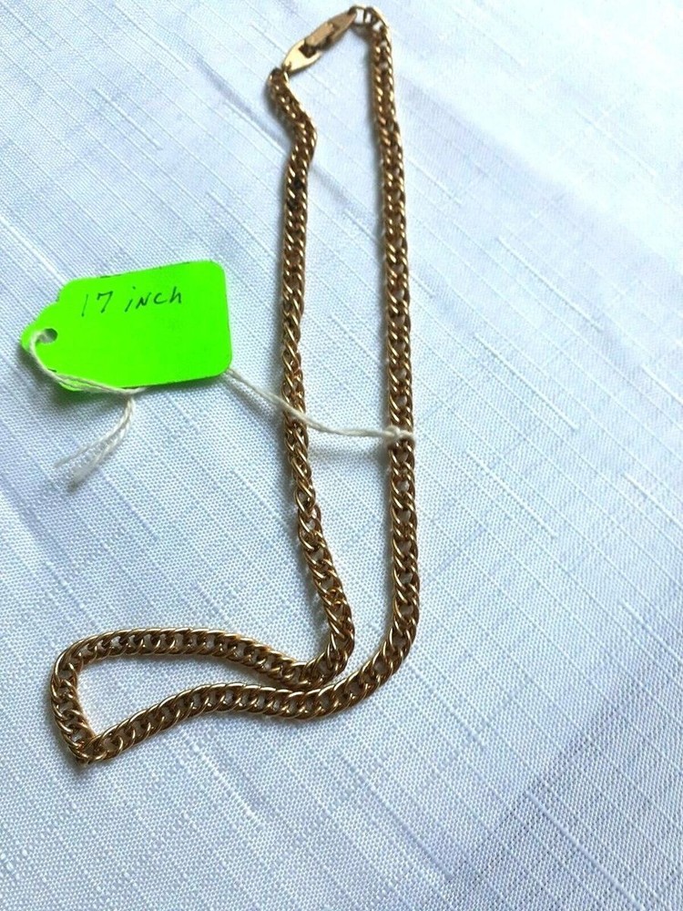 Vintage Gold Tone Necklace 17 Inches As Pictured – VM14