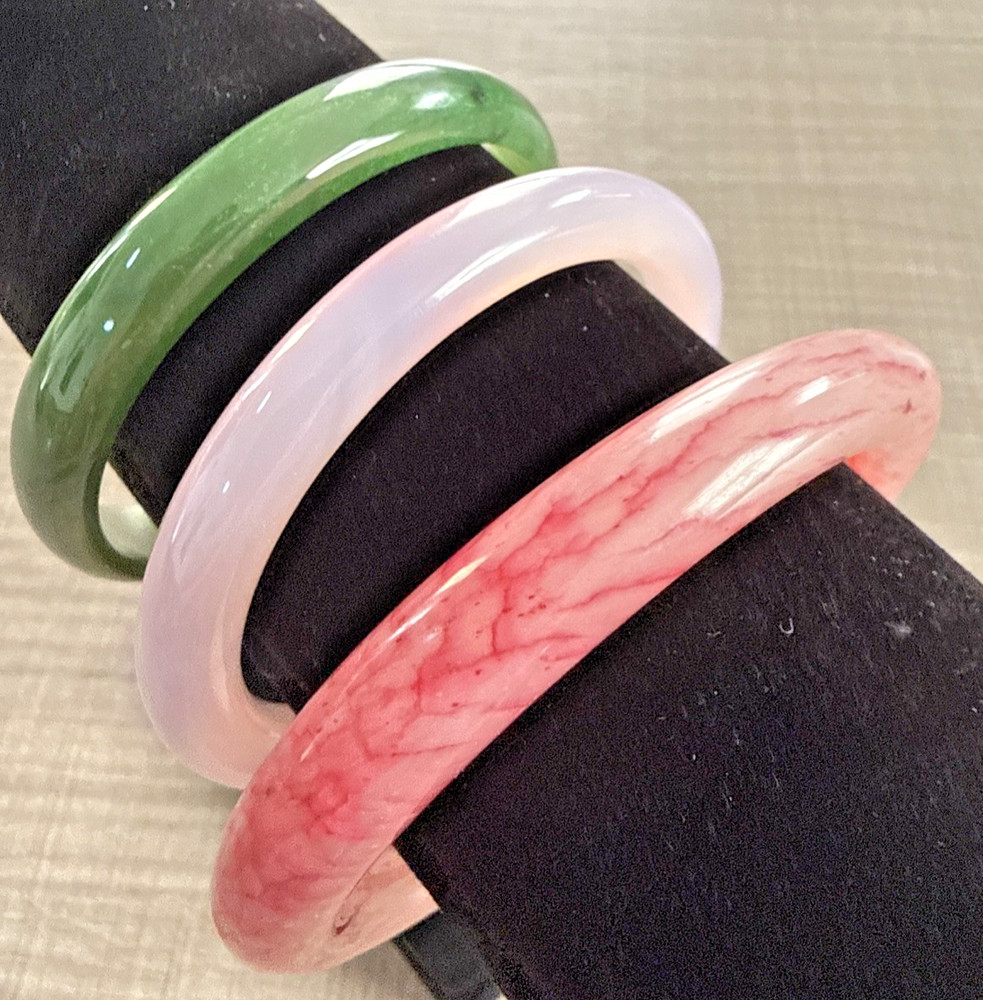 (Lot o f 3) VINTAGE PEKING GLASS Bangle Bracelets FAUX Various COLORS 2 1/2”