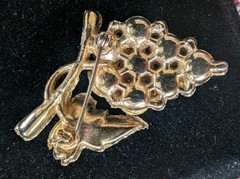 Vintage Clear Rhinestone Grape Cluster Brooch Pendant Gold Tone Pave Accent