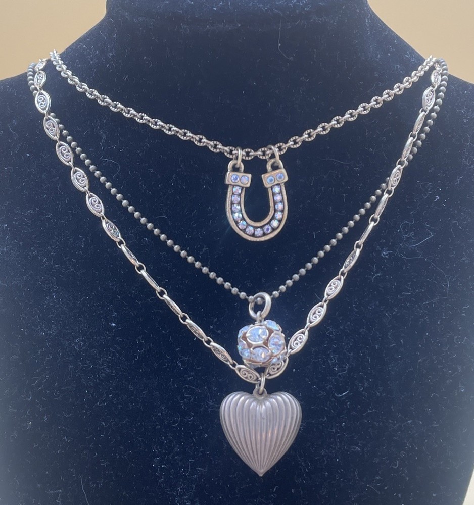 Maximal Art JOHN WIND Love & Luck Gold Tone Tripple Strand Charm Necklace 18”!