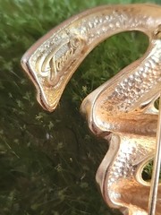 Signed Tona Modernist Goldtone Zig Zag Brooch Pin 3 Inches