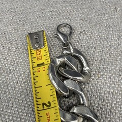 Vintage Link Necklace Silver Tone Metal White Acrylic Chunky Retro Funky