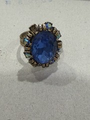 Vintage Uncas Blue Rhinestone Cocktail Ring Aurora Borealis Statement Ring