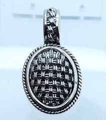 Vintage unique design style silver Tone oval shape Pendant charm fashion jewelry