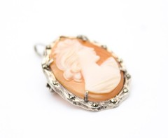 Vintage 800 European Silver Scalloped Frame Carved Portrait Shell Cameo Pendant