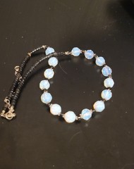 Vintage Fauceted Opalite And Black Onyx Bead Choker Necklace Iridescent Glass