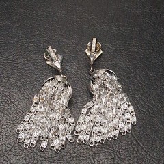 Vintage SARAH COVENTRY Multiple Chain Necklace & Clip On Earrings. 17.100