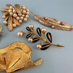 Vintage Brooch Lot Gold Tone Faux Pearl Leaf Branch Feather Some Signed