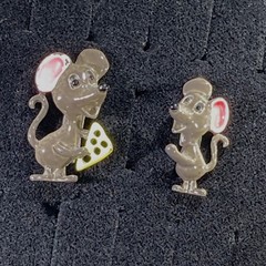 16pc Vintage Animal Lot Cat Dog Mice Brooch Pin Craft Wear Repair Figural Retro