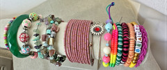 Fun Acrylic fimo texture *25 Bracelets* 1980s 1990s Jewelry Lot rainbow bangles