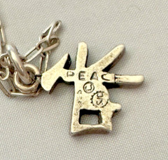 Vintage 925 Silver Good Luck Necklace Chinese Luck Symbol 16″ Paperclip Chain