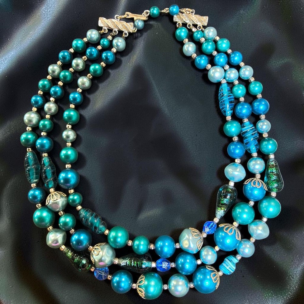 Vintage 3 Strand MCM Art Glass Lucite Bead Necklace Aqua Teal Blue 1950s-1960s