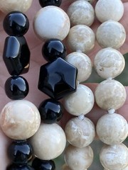 Vintage Bead Necklace Hand Knotted Gemstone Jasper Onyx Cool Stone 33″ VTG