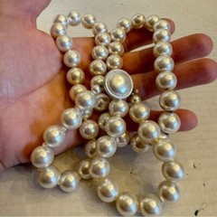 Vintage Japan Large Faux Pearl 10mm Beaded Strand 27″ Necklace Box Clasp Classic