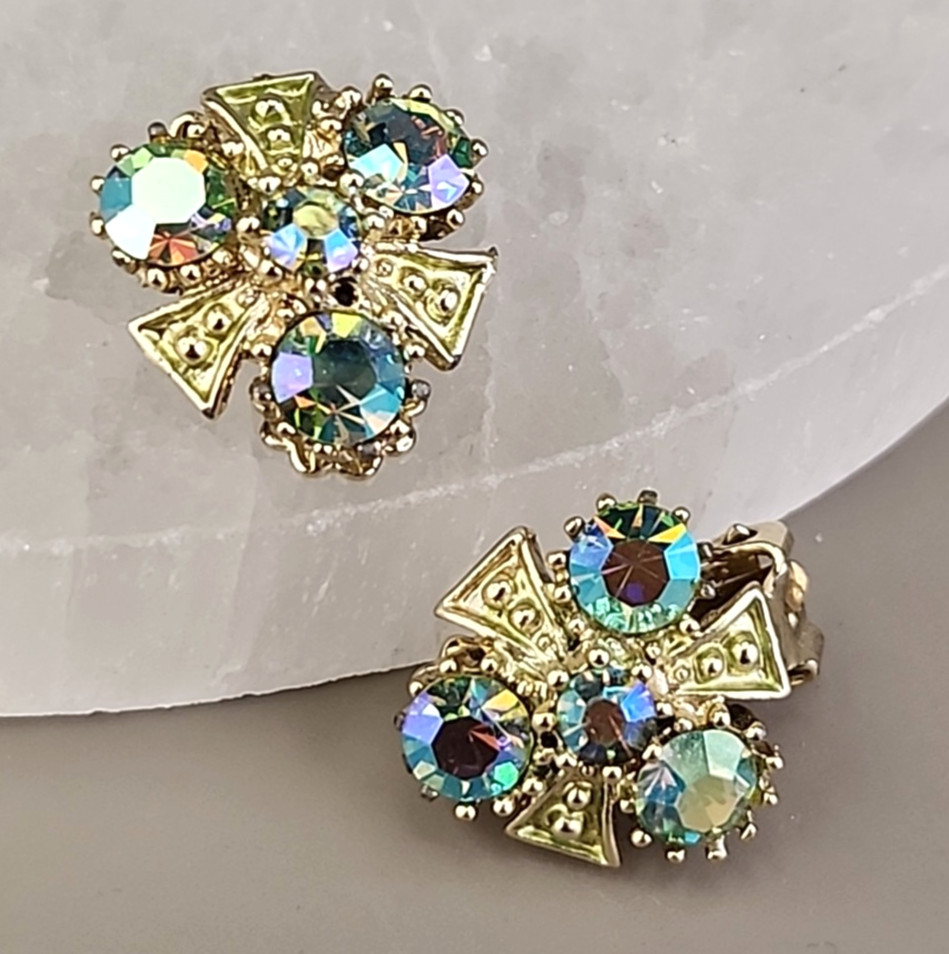 Vintage Rhinestones Earrings Clip On Aurora Borealis Climber Gold Tone 3/4″