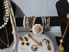 Versatile WoW Nice Mixed metal materials jewelry lot some signed