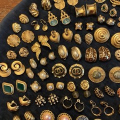 HUGE Lot Vintage Clip On Screw back Earrings TRIFARI Lisner Dauplaise Napier AK