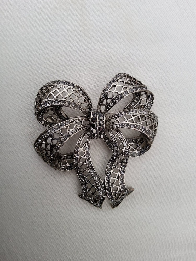 Vintage KC Silvertone Marcasite And Small Clear Rhinestones Ribbon Bow Brooch