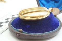 ANTIQUE ENGLISH 15K GOLD LOCKET PENDANT – MINT & BOXED c1880