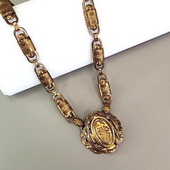 Vintage Kramer of NY Necklace Book Chain Victorian Revival Gold Tone SHORT 14″