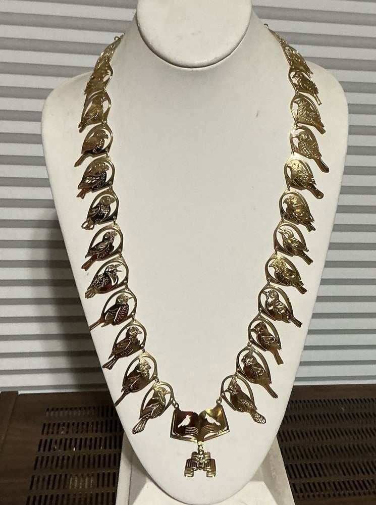 Wild Bryde Field Guide Song Bird Watcher Necklace Gold Tone Rare Vintage 25″