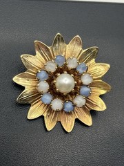 Gold tone blue rhinestone faux pearl flower brooch pin vintage