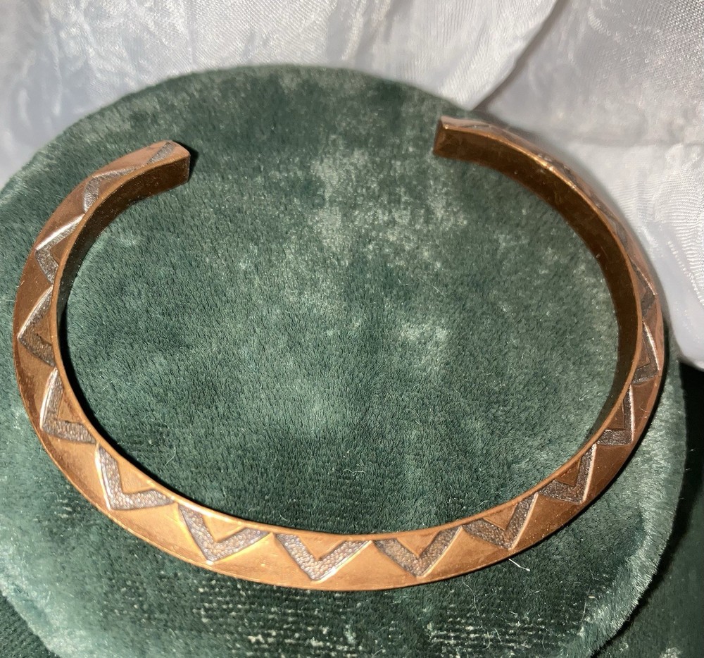 VTG. Marked SOLID COPPER Etched Cuff Bracelet 6 1/4″ Southwestern 15 grams