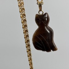 Vtg Tiger Eye Cat Pendant Necklace Monet Gold Tone Chain