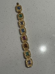 Signed KJL Kenneth Jay Lane Multi Color Cut Glass Crystal Bracelet Gold Chain
