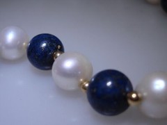 VINTAGE 14K GOLD LAPIS LAZULLI BEAD & CULTURED PEARL NECKLACE!18 1/2″ ESTATE
