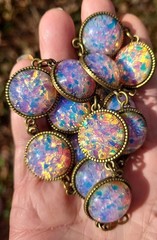 SALE! VINTAGE OPAL FOIL MILKY LILAC GLASS CABACHON STATION NECKLACE SET HEAVY