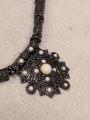 Vintage Boho Ethnic Revival Bib Necklace Silver Tone Cabochon Tribal State 15.5″