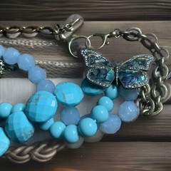 FOSSIL 3 Strand 24” Necklace Rhinestone Turquoise Blue Beads MOP BUTTERFLY & BEE