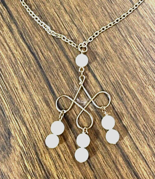 Vintage 70s Avon Pendant Necklace 24 Inch Gold Tone Moonspun Faux Pearl