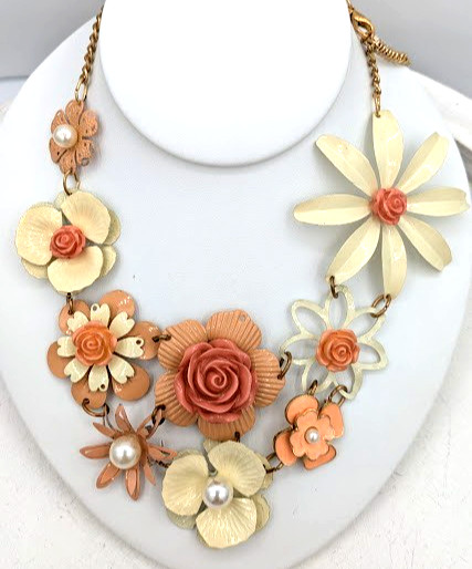 Vintage Enamel Flower Statement Necklace Pink Cream Floral Bib Mod Pop Art