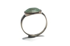 BEAUTIFUL EARLY ANTIQUE 9 CARAT GOLD JADE / JADEITE CABOCHON RING c1800’S
