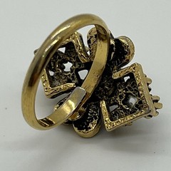 Sarah Coventry Ring Size 7 Faux Pearls And Amethyst Gold Tone Adjustable Band