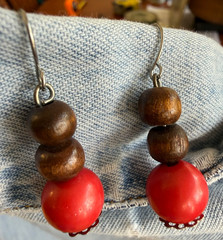 Vintage pretty red-orange and brown wood dangle drop French wire earrings